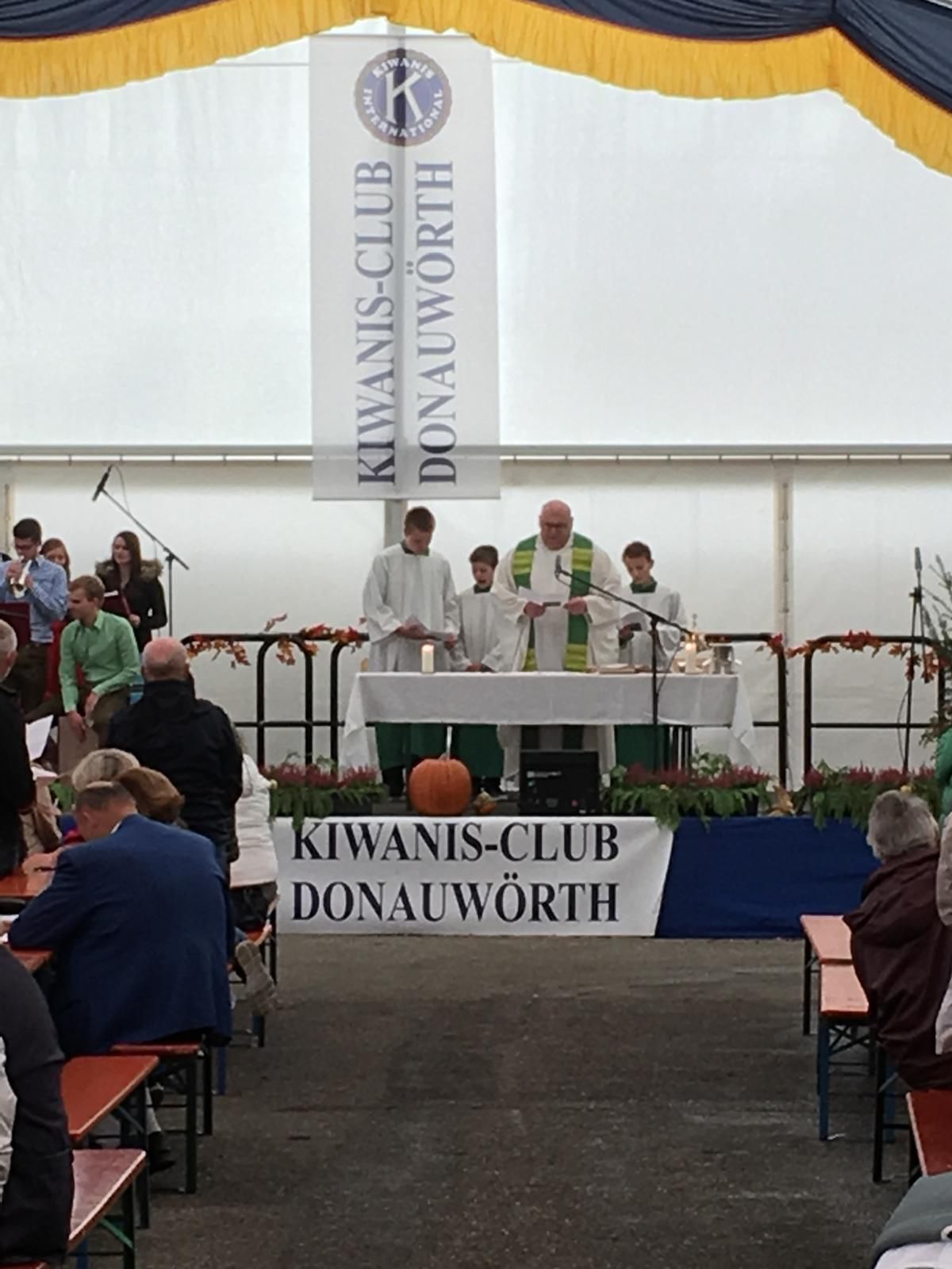 image of a daytime parade at an amusement park